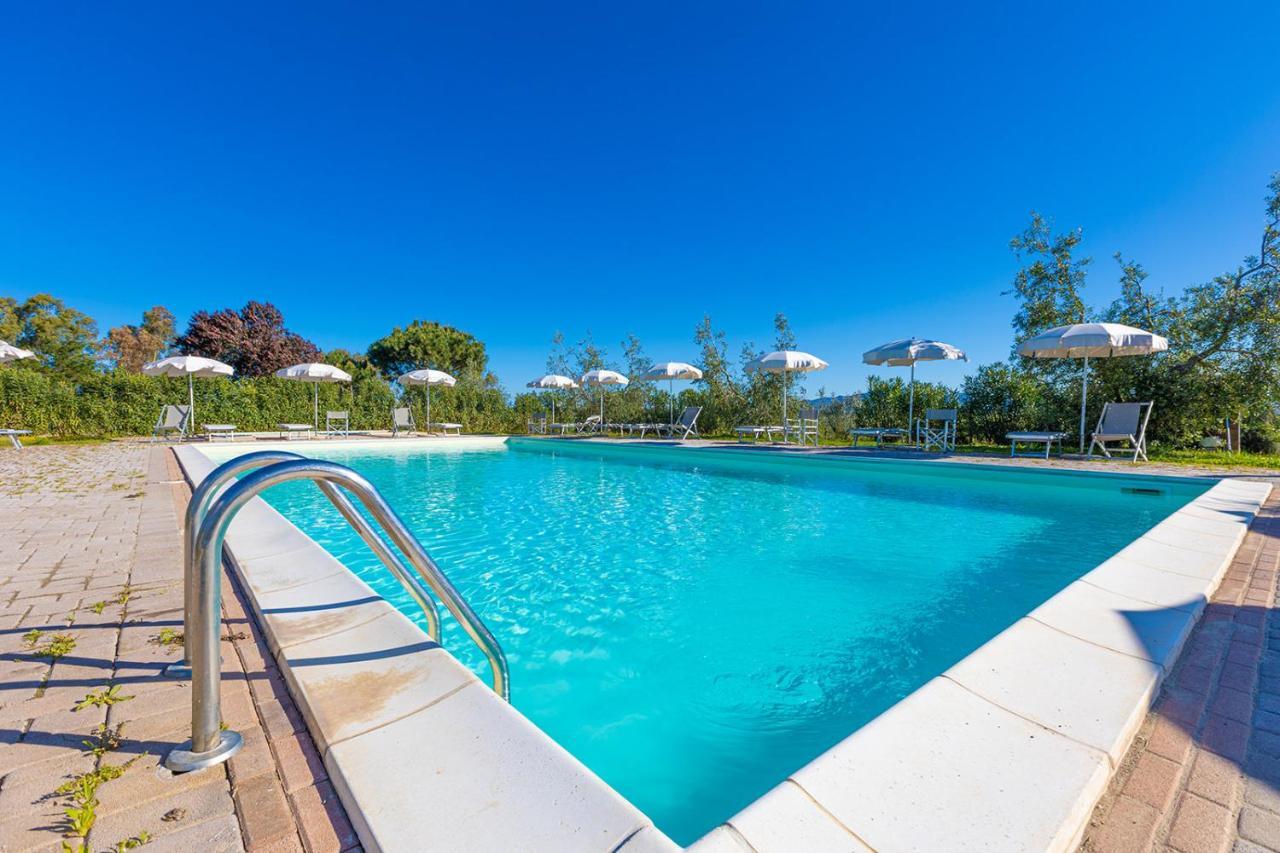 Glamping Gli Etruschi Hotel Piombino Exterior photo