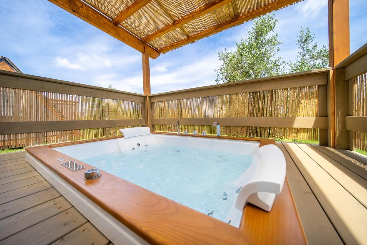 Glamping Gli Etruschi Hotel Piombino Exterior photo